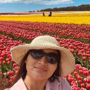 Meet your Posher, Puja